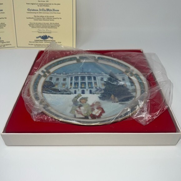 Vintage 1992 Royal Windsor Collector Plate Christmas At The White House LE‎ - Picture 2 of 9